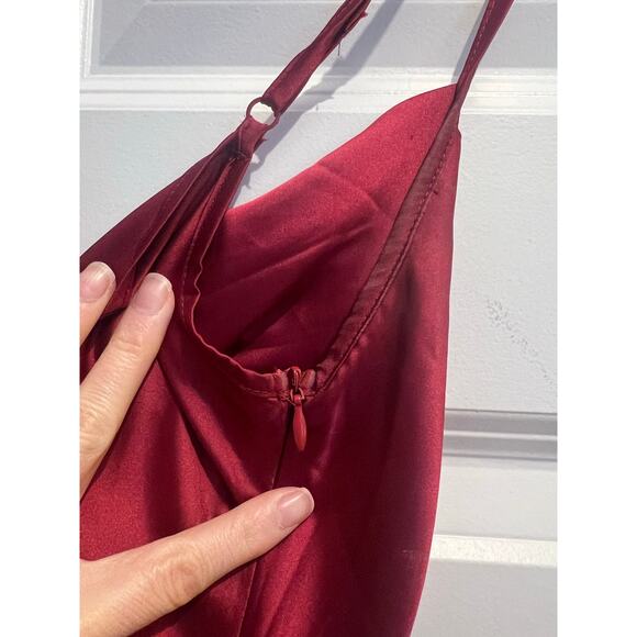 Deep red satin midi slip dress soft draped cowl neck adjustable spaghetti straps - Picture 7 of 8